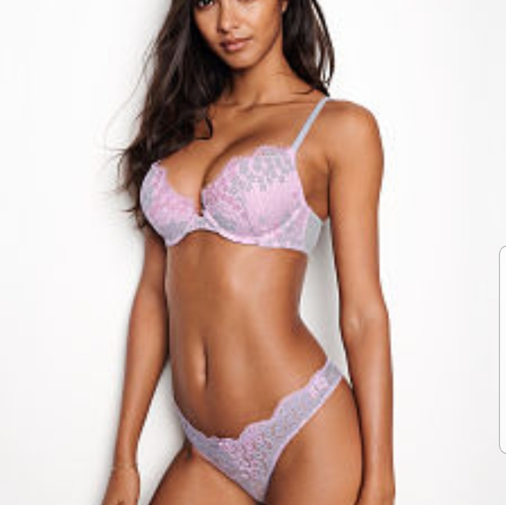 Victoria's Secret Dream Angels Push-up Bra 💜💜 - Picture 4 of 13